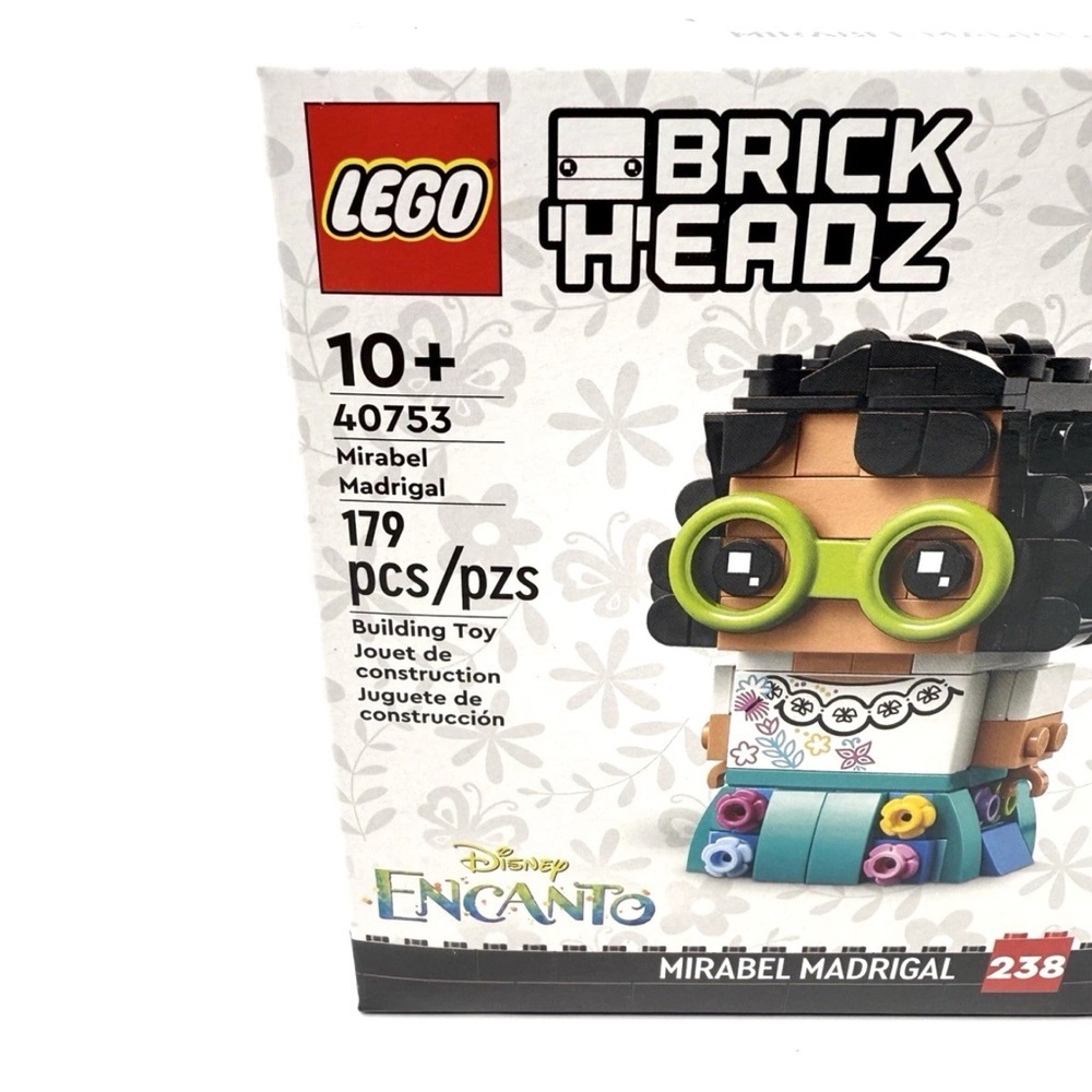 LEGO BrickHeadz 40753 Disney Encanto Mirabel Madrigal New in Box - Retired - Picture 2 of 7